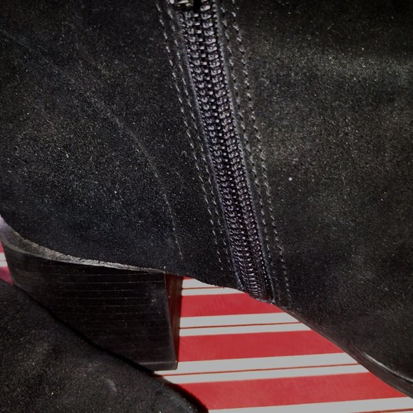 White Mountain "Diamond" Booties - Picture 5 of 8